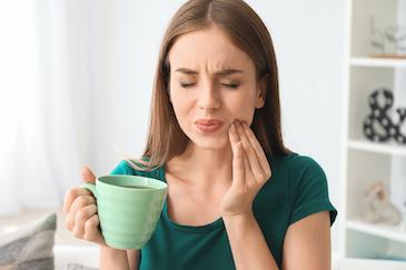 woman with toothache in fairfax va